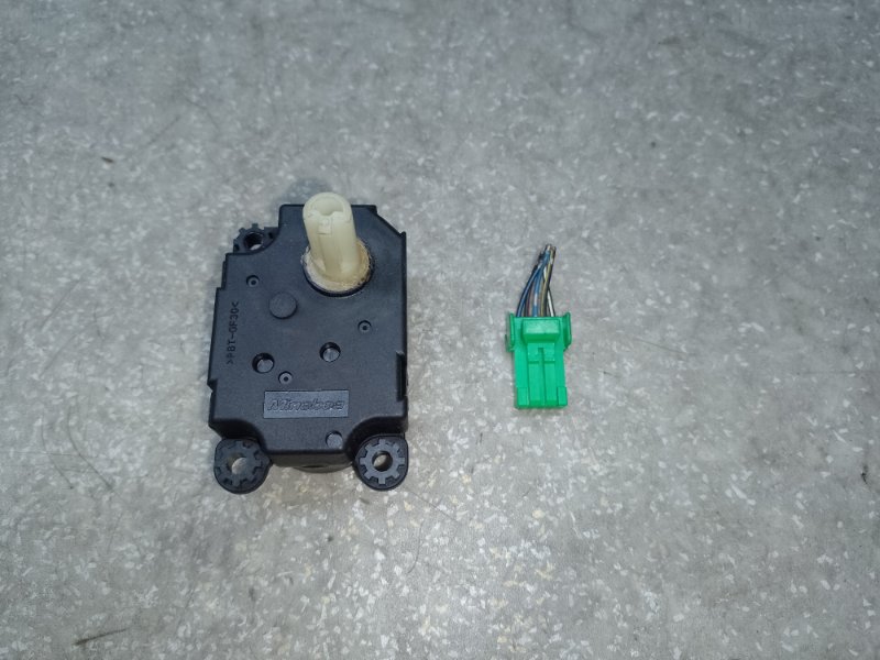 Запчасть моторчик заслонки печки MITSUBISHI ASX / OUTLANDER SPORT 10-21 2.0 4B11 7820A080 Б/У Моторчик заслонки печки MITSUBISHI ASX / OUTLANDER SPORT 10-21 2.0 4B11 7820A080 Б/У