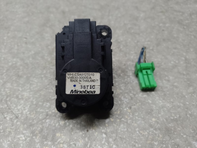 Моторчик заслонки печки ASX / OUTLANDER SPORT 10-21 2.0 4B11 Моторчик заслонки печки ASX / OUTLANDER SPORT 10-21 2.0 4B11