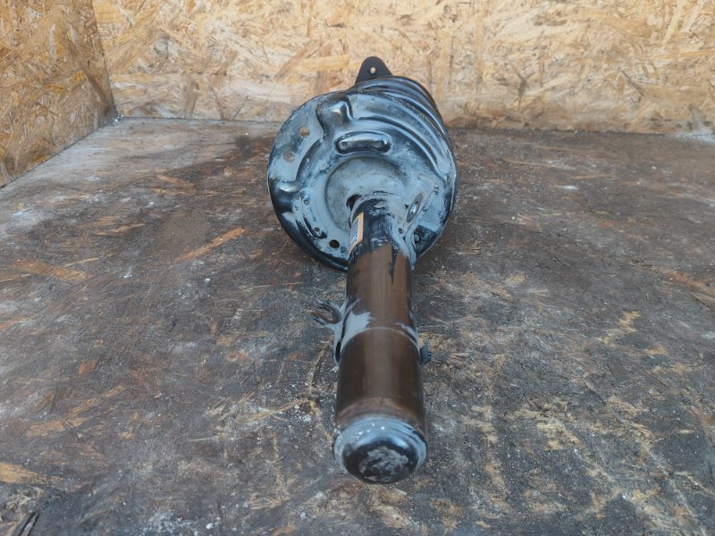 Амортизатор передний левый X-TRAIL/ROGUE T32 13-20 2016 2.5 QR25DE