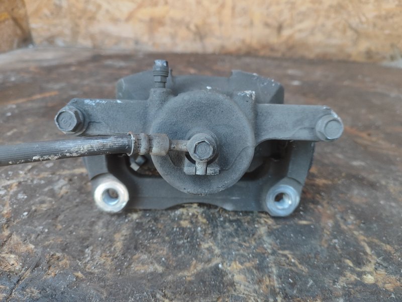 Суппорт тормозной передний левый NISSAN X-TRAIL/ROGUE T32 13-20 2.5 QR25DE Суппорт тормозной передний левый NISSAN X-TRAIL/ROGUE T32 13-20 2.5 QR25DE