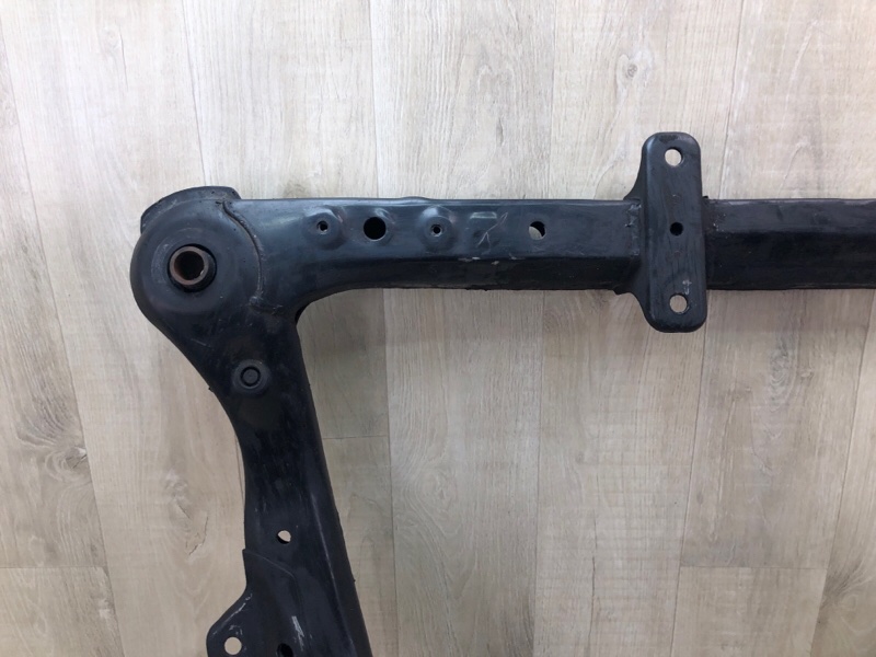 Балка передней подвески CAMRY 40 06-11 Балка передней подвески CAMRY 40 06-11