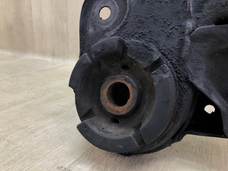 Балка передней подвески CAMRY 40 06-11 Балка передней подвески CAMRY 40 06-11