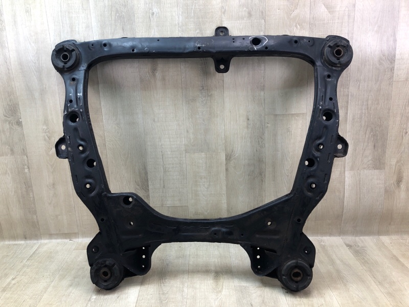 Балка передней подвески CAMRY 40 06-11 Балка передней подвески CAMRY 40 06-11