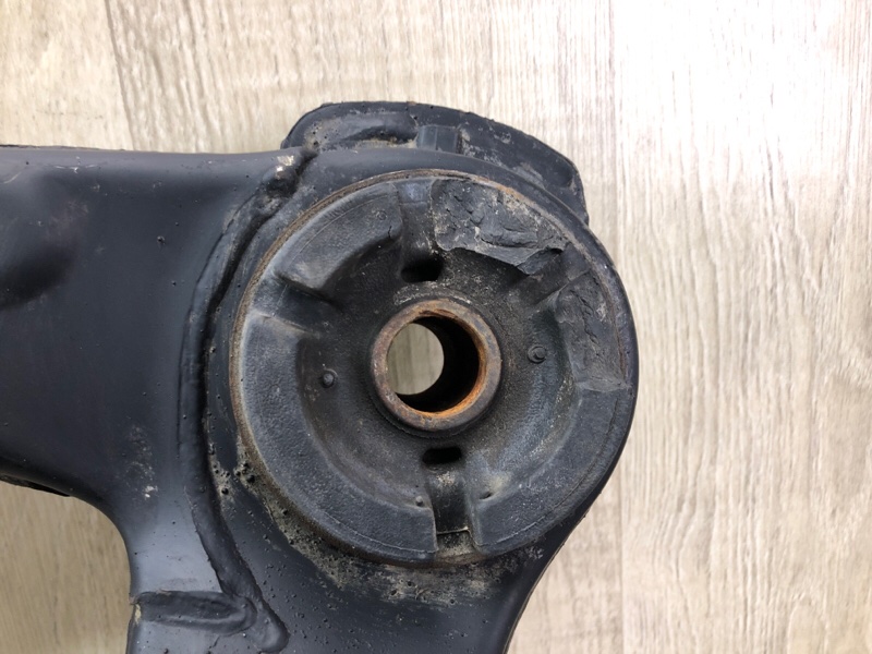 Балка передней подвески CAMRY 40 06-11 Балка передней подвески CAMRY 40 06-11