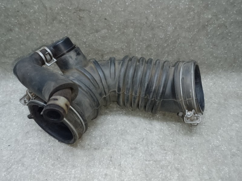 Запчасть патрубок воздушного фильтра MITSUBISHI ASX / OUTLANDER SPORT 10-21 2.0 4B11 1505A632 Б/У Патрубок воздушного фильтра MITSUBISHI ASX / OUTLANDER SPORT 10-21 2.0 4B11 1505A632 Б/У