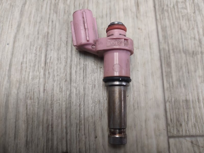 Форсунка топливная GS350 GS300 05-11 Седан 3.5 2GR-FSE