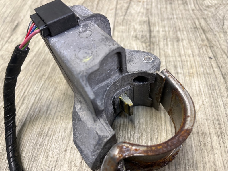 Блокиратор руля TOYOTA VENZA 09-16 3.5 2GR-FE