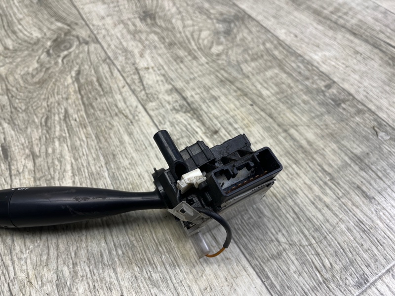 Подрулевой переключатель левый GRAND VITARA 05-15 2008 2.7 H27A Подрулевой переключатель левый GRAND VITARA 05-15 2008 2.7 H27A