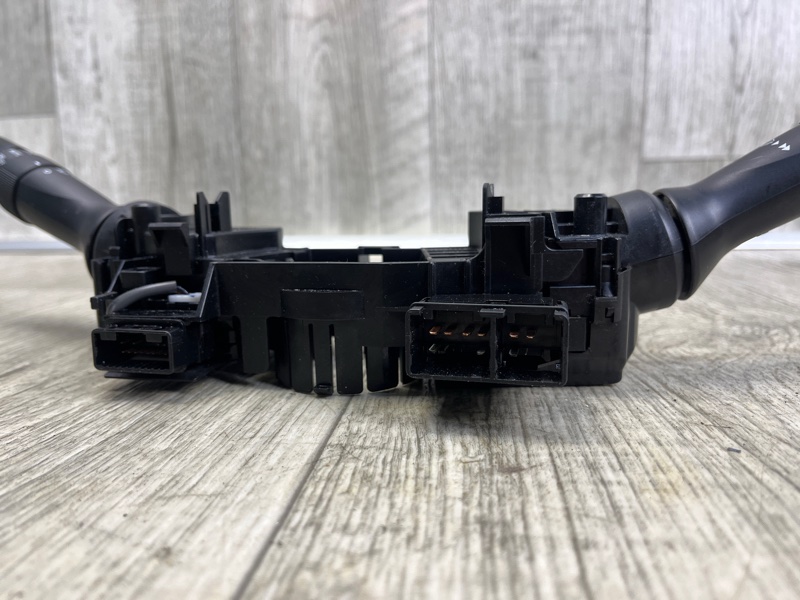 Подрулевой переключатель VENZA 09-16 2009 3.5 2GR-FE Подрулевой переключатель VENZA 09-16 2009 3.5 2GR-FE