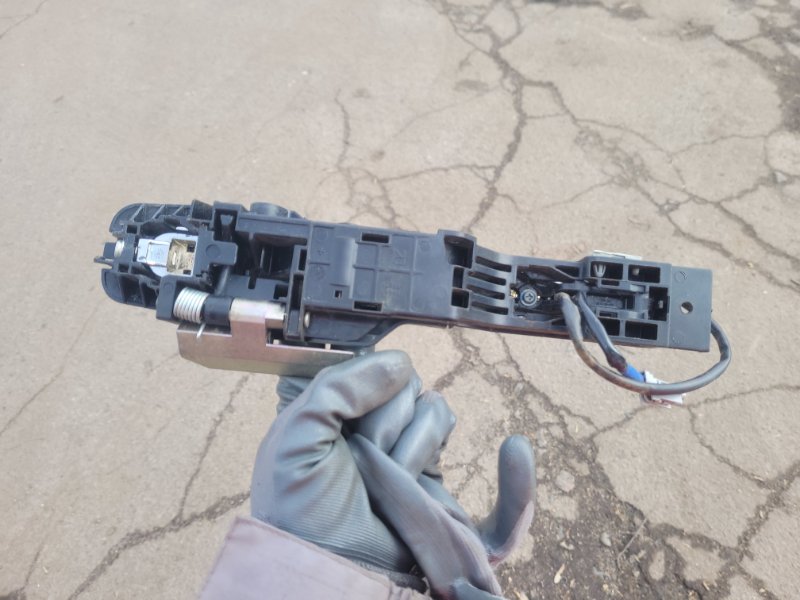 Ручка двери наружная передняя правая LEAF 18-