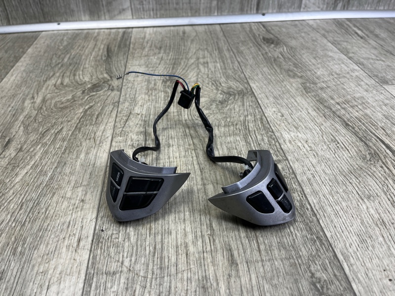 Запчасть кнопки на руль SUZUKI GRAND VITARA 05-15 2008 2.7 H27A 37460-64J50-ZCP Б/У Кнопки на руль SUZUKI GRAND VITARA 05-15 2008 2.7 H27A 37460-64J50-ZCP Б/У