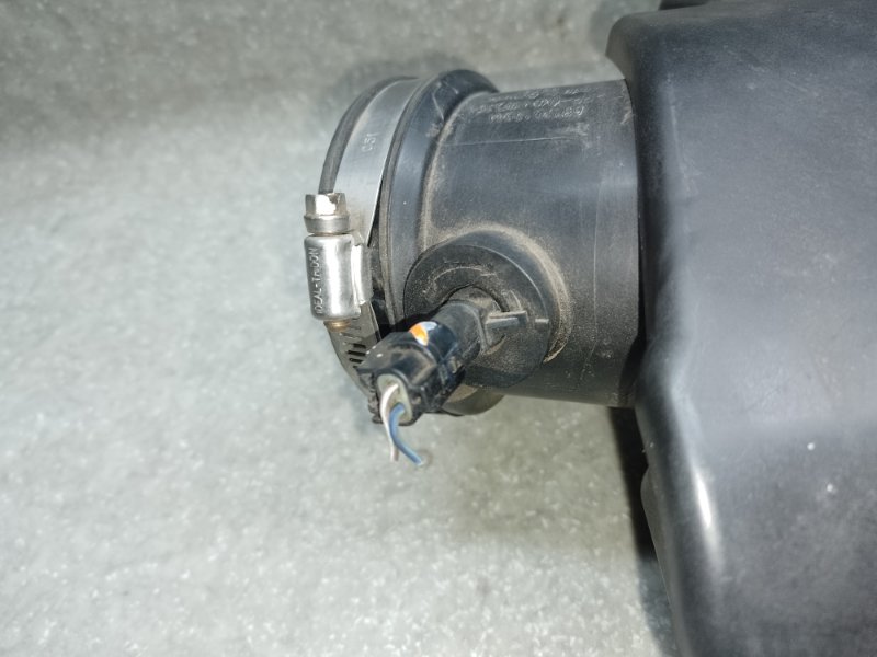 Патрубок воздушного фильтра CHEROKEE 14- 2014 3.2 EHB