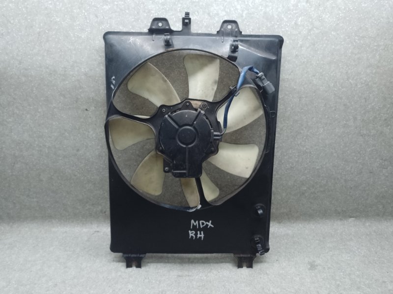 Диффузор вентилятора основного радиатора правый MDX (YD2) 06-13 3.7 J37A1 Диффузор вентилятора основного радиатора правый MDX (YD2) 06-13 3.7 J37A1