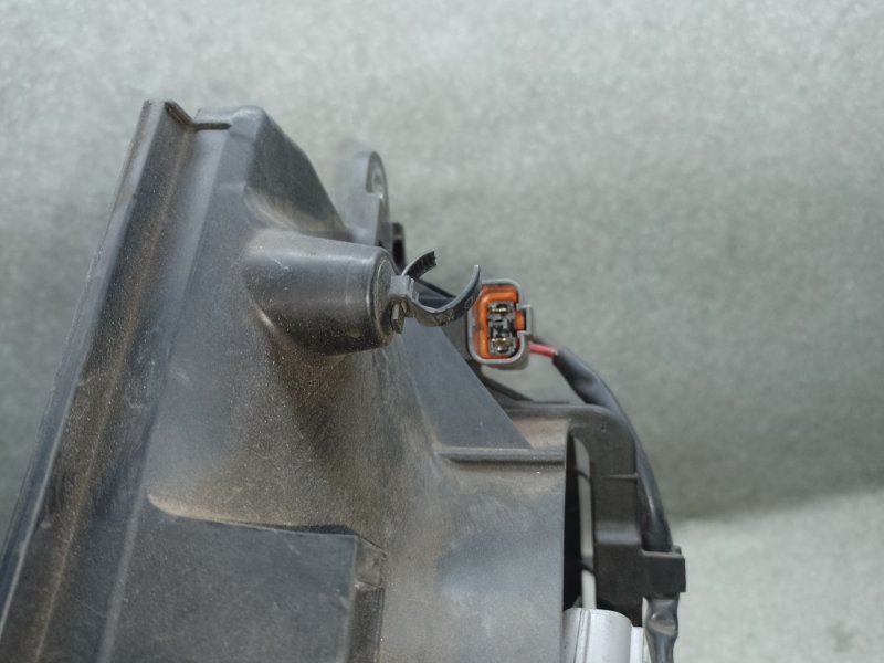 Диффузор вентилятора основного радиатора левый ACURA MDX (YD2) 06-13 3.7 J37A1 Диффузор вентилятора основного радиатора левый ACURA MDX (YD2) 06-13 3.7 J37A1