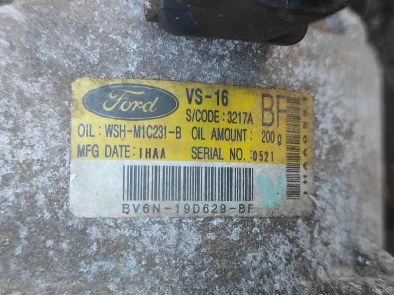 Компрессор кондиционера FORD FOCUS 10-18
