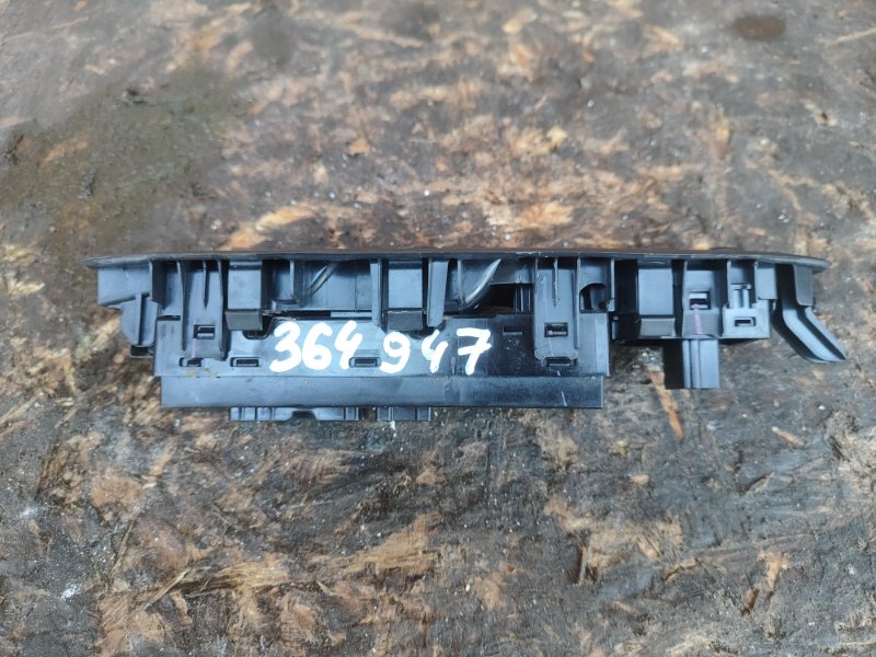 Блок управления стеклоподъемниками левый PATHFINDER R52 12-21 Блок управления стеклоподъемниками левый PATHFINDER R52 12-21