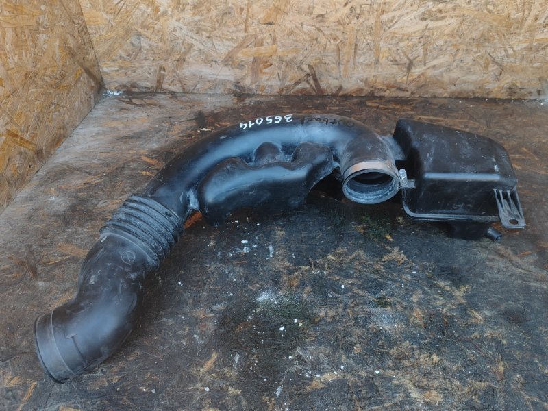 Запчасть патрубок воздушного фильтра SUBARU OUTBACK 09-14 BR 2012 2.5 14456AA43A Б/У Патрубок воздушного фильтра SUBARU OUTBACK 09-14 BR 2012 2.5 14456AA43A Б/У