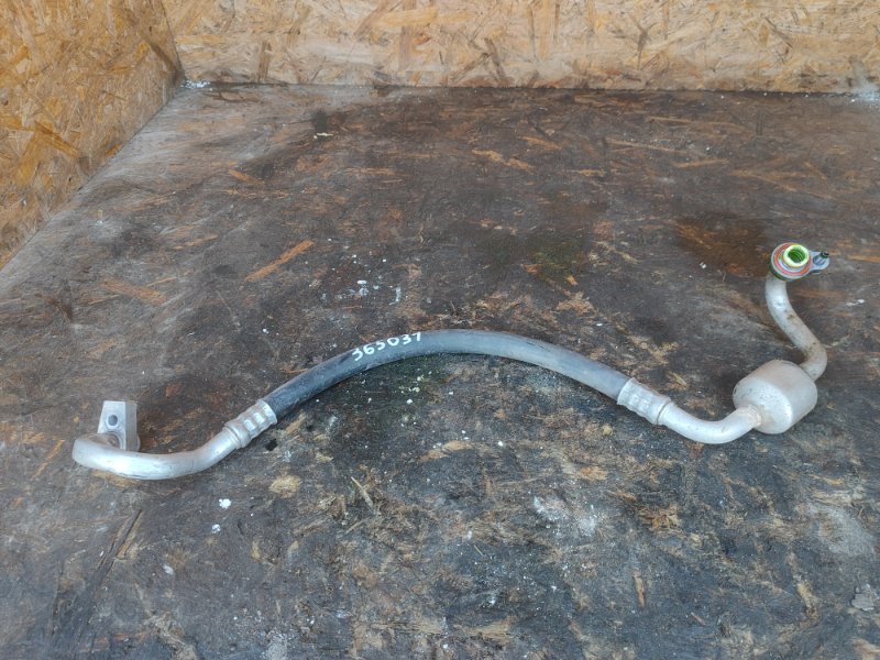 Трубка кондиционера FORD FOCUS 10-18 BV61-19N602-EB Б/У