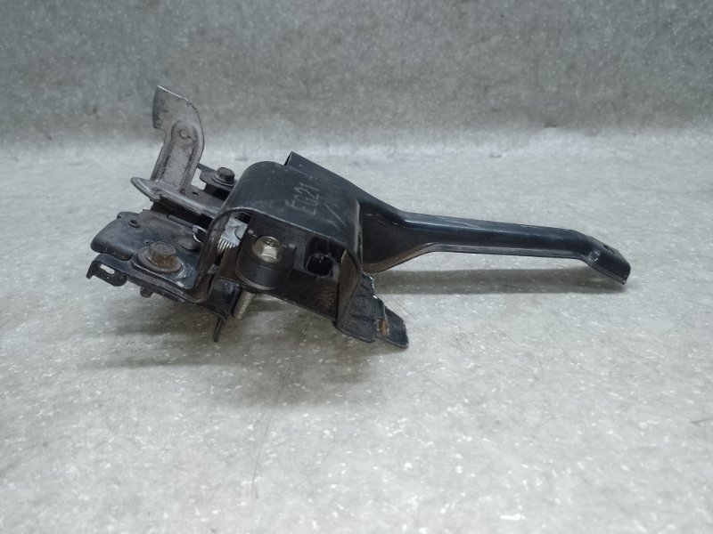 Замок капота CX-7 06-12 2011 2.5 L (L5-VE) Замок капота CX-7 06-12 2011 2.5 L (L5-VE)