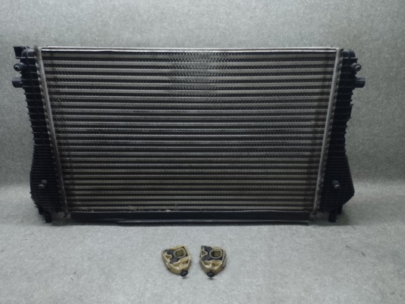 Радиатор интеркулера PASSAT B7 11-15 2014 1.8 CPRA Радиатор интеркулера PASSAT B7 11-15 2014 1.8 CPRA