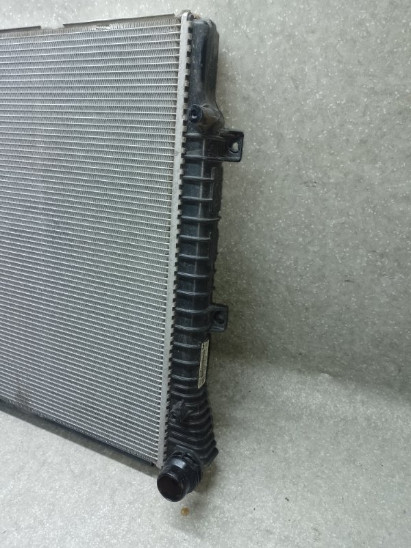 Радиатор основной PASSAT B7 11-15 2014 1.8 CPRA Радиатор основной PASSAT B7 11-15 2014 1.8 CPRA