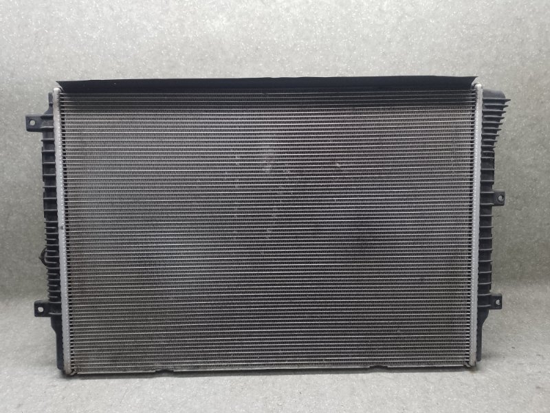 Радиатор основной PASSAT B7 11-15 2014 1.8 CPRA Радиатор основной PASSAT B7 11-15 2014 1.8 CPRA