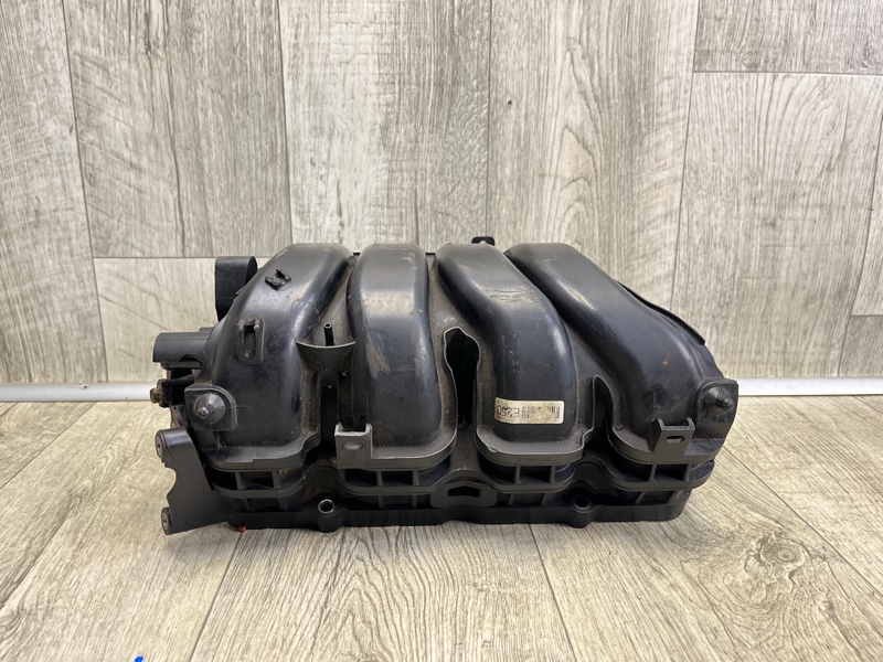 Запчасть коллектор впускной HYUNDAI ELANTRA MD 10-15 2012 1.8 G4NB 283102E200 Б/У Коллектор впускной HYUNDAI ELANTRA MD 10-15 2012 1.8 G4NB 283102E200 Б/У