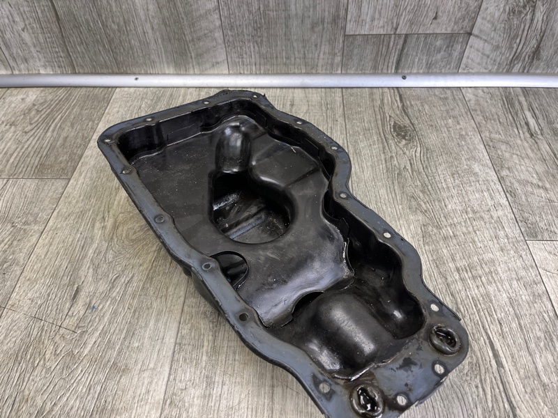 Поддон двигателя ELANTRA MD 10-15 2012 1.8 G4NB Поддон двигателя ELANTRA MD 10-15 2012 1.8 G4NB