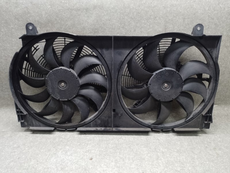 Запчасть диффузор вентилятора основного радиатора NISSAN LEAF 10-17 EM61 214813NF0B Б/У Диффузор вентилятора основного радиатора NISSAN LEAF 10-17 EM61 214813NF0B Б/У