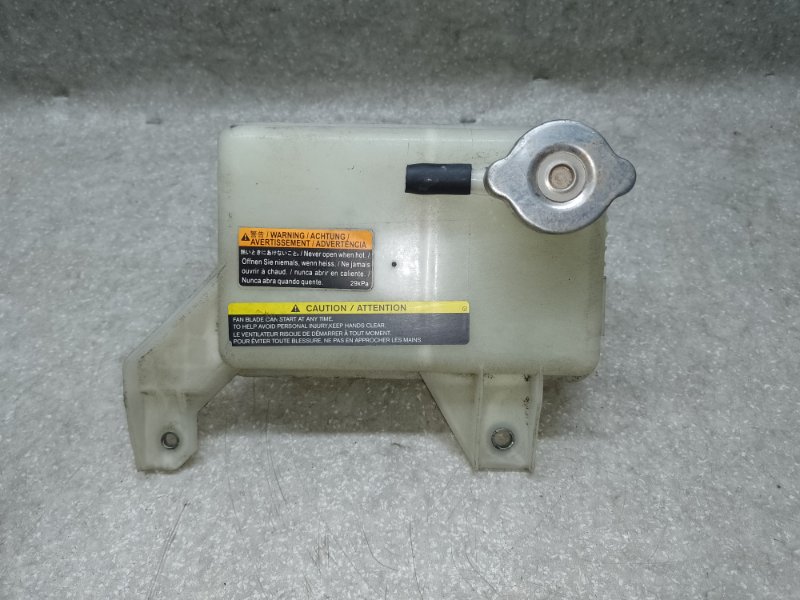 Запчасть бачок расширительный NISSAN LEAF 10-17 EM61 217103NF0A Б/У Бачок расширительный NISSAN LEAF 10-17 EM61 217103NF0A Б/У