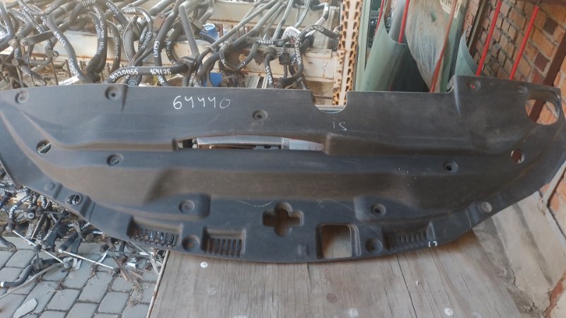 Накладка замка капота LEXUS IS250/350 05-13 53295-53010 Б/У