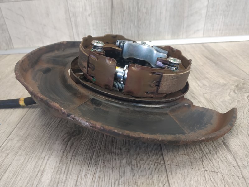 Тормозной механизм задний левый TOYOTA CAMRY 40 06-11 3.5 2GR-FE Тормозной механизм задний левый TOYOTA CAMRY 40 06-11 3.5 2GR-FE