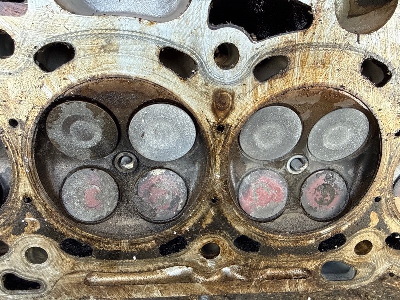 Головка блока цилиндров CAMRY 40 06-11 Головка блока цилиндров CAMRY 40 06-11