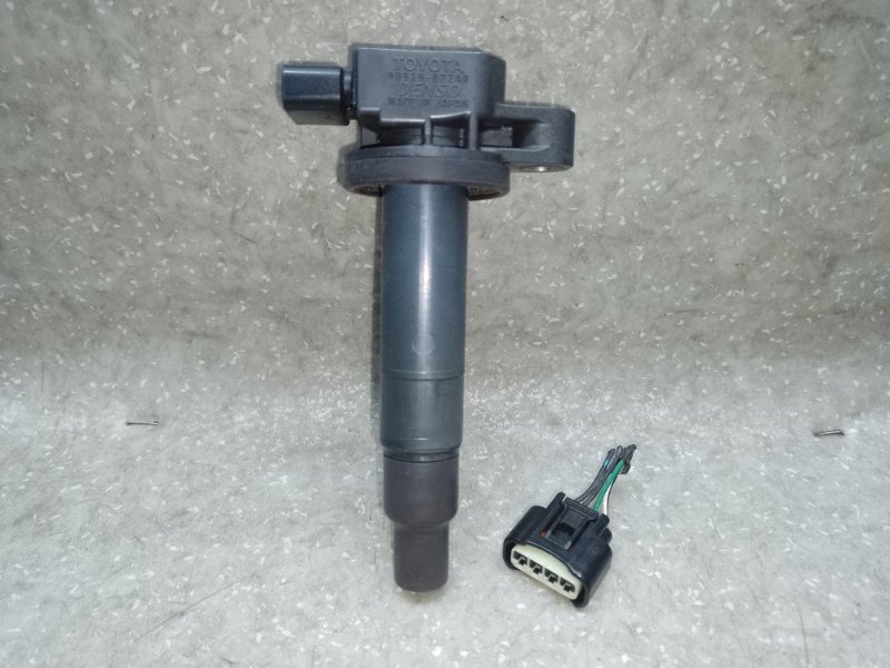 Запчасть катушка зажигания TOYOTA PRIUS - 20 03-11 2008 1.5 1NZ-FXE 9091902240 Б/У Катушка зажигания TOYOTA PRIUS - 20 03-11 2008 1.5 1NZ-FXE 9091902240 Б/У