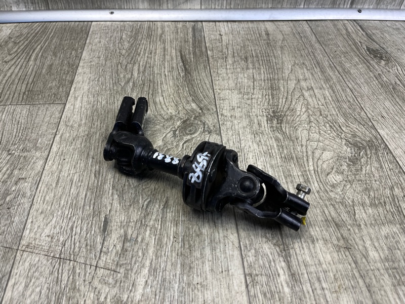 Запчасть рулевой карданчик SUBARU OUTBACK 09-14 BR 2010 Внедорожник 2.5 34170AJ031 Б/У Рулевой карданчик SUBARU OUTBACK 09-14 BR 2010 Внедорожник 2.5 34170AJ031 Б/У