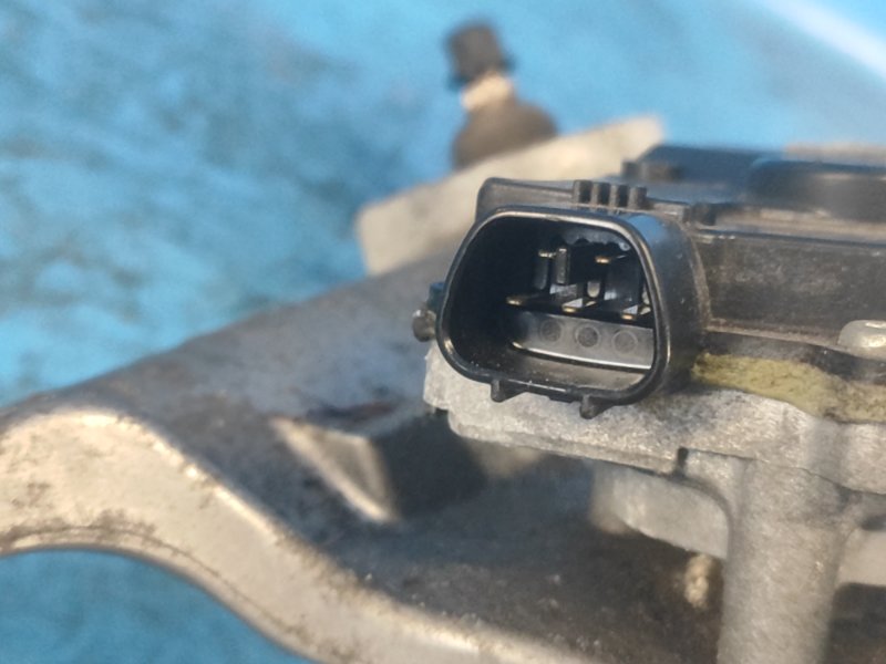 Трапеция стеклоочистителей PRIUS - 30 09-17