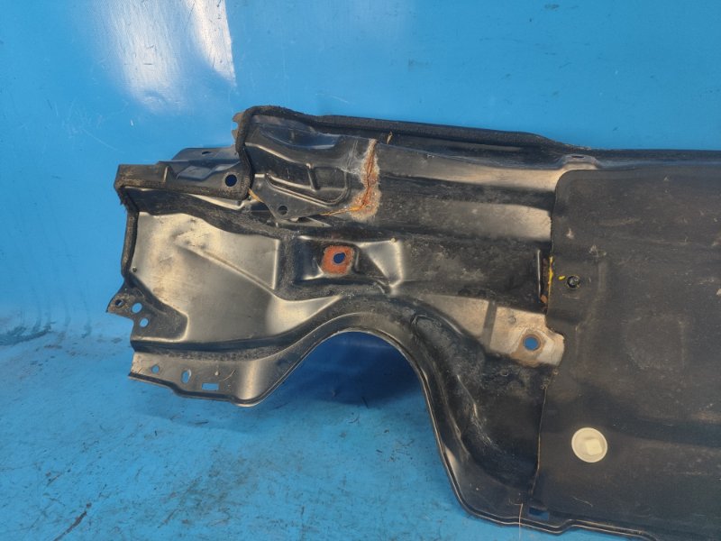 Поддон механизма дворников PRIUS - 30 09-17