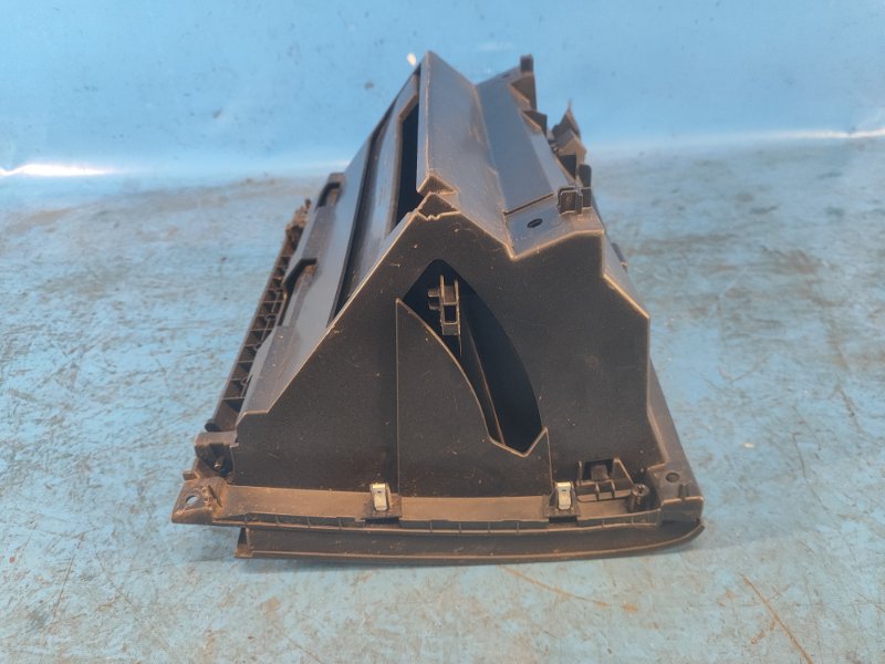 Бардачок X-TRAIL/ROGUE T33 20- 2021 2.5 PR25DD