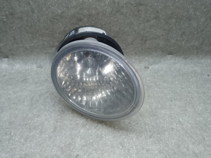 Запчасть противотуманная фара правая SUBARU OUTBACK BS 14-21 2015 2.5 FB25B 84501AL04A Б/У Противотуманная фара правая SUBARU OUTBACK BS 14-21 2015 2.5 FB25B 84501AL04A Б/У