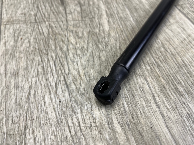 Амортизатор крышки багажника JEEP GRAND CHEROKEE 11-22 WK2 3.6 ERB