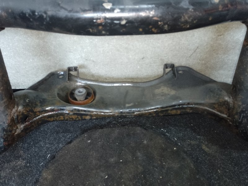 Балка задней подвески OUTLANDER XL 05-13 Балка задней подвески OUTLANDER XL 05-13