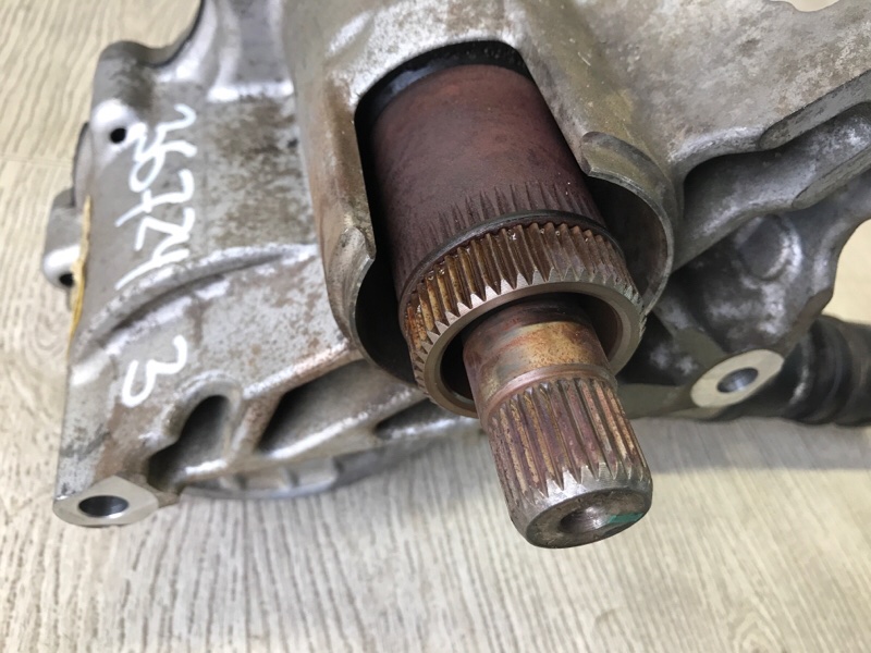 Раздаточная коробка COUNTRYMAN R60 10-16 2014 1.6 N18B16A Раздаточная коробка COUNTRYMAN R60 10-16 2014 1.6 N18B16A