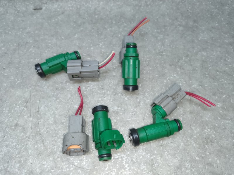 Запчасть форсунка топливная MITSUBISHI OUTLANDER 03-07 2.4 4G69 MR988406 Б/У Форсунка топливная MITSUBISHI OUTLANDER 03-07 2.4 4G69 MR988406 Б/У