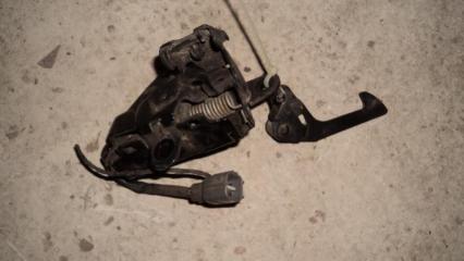 Замок капота GX470 02-09