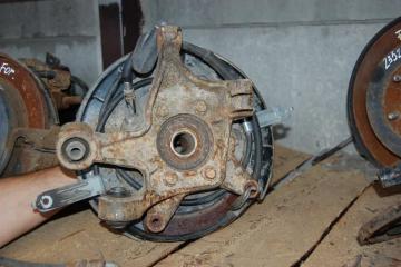 Ступица задняя правая SUBARU IMPREZA 00-07 GD/GG