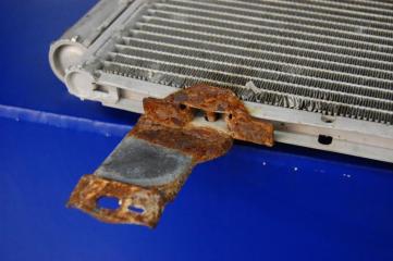 Радиатор кондиционера INFINITI M35/M45 04-10