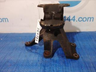 Кронштейн опоры двигателя правый TOYOTA SEQUOIA 01-07
