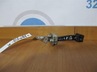 Ограничитель двери передний левый LANCER X 10 07-15