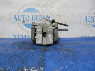 Суппорт тормозной задний правый TOYOTA CAMRY 55 14-17