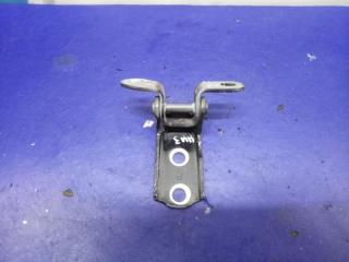 Петля двери нижняя задняя правая RAV4 05-12